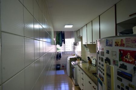 Apartamento à venda com 76m², 2 quartos e 1 vaga Apartamento à venda com 76m², 2 quartos e 1 vagaCozinha