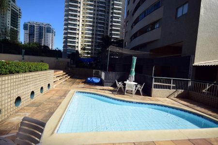 Apartamento à venda com 76m², 2 quartos e 1 vaga Apartamento à venda com 76m², 2 quartos e 1 vagaÁrea Comum - Piscina Infantil