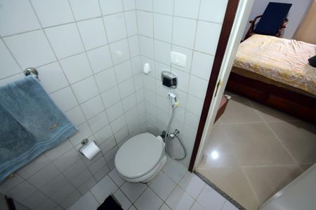 Apartamento à venda com 76m², 2 quartos e 1 vaga Apartamento à venda com 76m², 2 quartos e 1 vagaBanheiro da Suíte