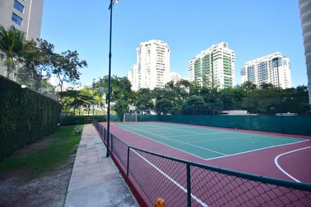 Apartamento à venda com 76m², 2 quartos e 1 vaga Apartamento à venda com 76m², 2 quartos e 1 vagaÁrea Comum - Quadra Esportiva