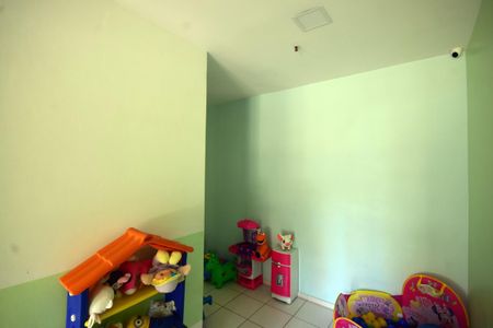Apartamento à venda com 76m², 2 quartos e 1 vaga Apartamento à venda com 76m², 2 quartos e 1 vagaÁrea Comum - Espaço de Jogos