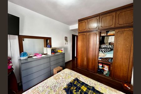 Casa à venda com 500m², 6 quartos e 3 vagasSuíte 2