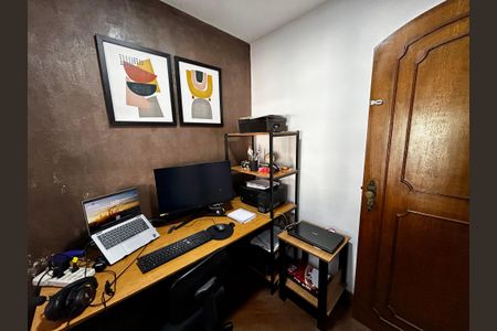 Casa à venda com 500m², 6 quartos e 3 vagasEscritório