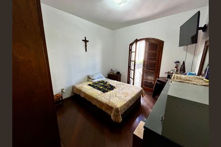 Casa à venda com 500m², 6 quartos e 3 vagasSuíte 2