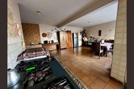 Casa à venda com 500m², 6 quartos e 3 vagasChurrasqueira