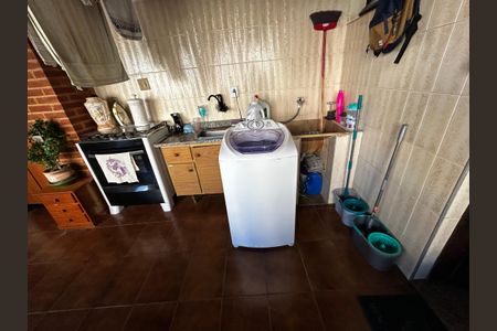 Casa à venda com 500m², 6 quartos e 3 vagasÁrea de Serviço