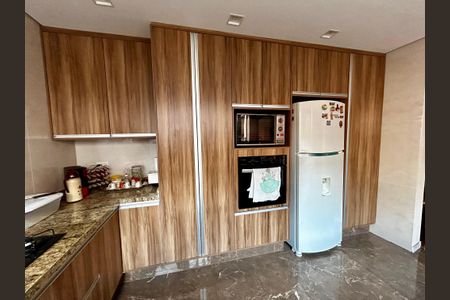 Casa à venda com 500m², 6 quartos e 3 vagasCozinha