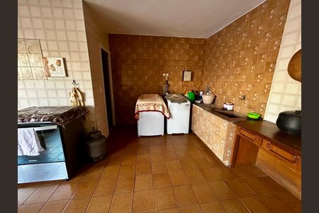 Casa à venda com 500m², 6 quartos e 3 vagasÁrea de Serviço