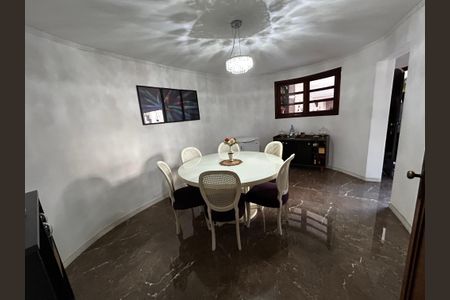 Casa à venda com 500m², 6 quartos e 3 vagasCopa