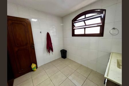 Casa à venda com 500m², 6 quartos e 3 vagasBanheiro da Suíte 1