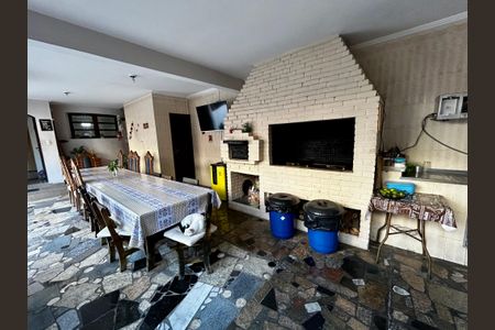 Casa à venda com 500m², 6 quartos e 3 vagasChurrasqueira