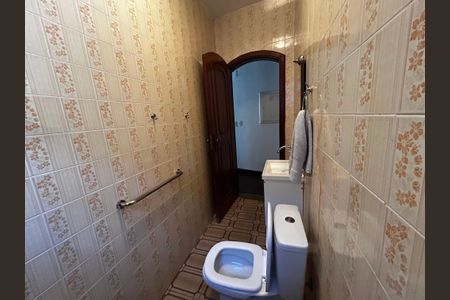 Casa à venda com 500m², 6 quartos e 3 vagasBanheiro 1