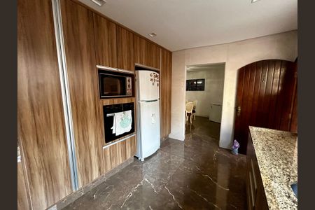 Casa à venda com 500m², 6 quartos e 3 vagasCozinha