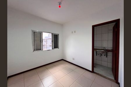 Casa à venda com 200m², 3 quartos e 2 vagas Casa à venda com 200m², 3 quartos e 2 vagasSuíte 1