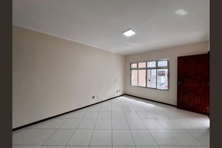 Casa à venda com 200m², 3 quartos e 2 vagas Casa à venda com 200m², 3 quartos e 2 vagasSala