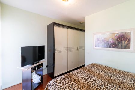 Apartamento à venda com 85m², 3 quartos e 2 vagas Apartamento à venda com 85m², 3 quartos e 2 vagasSuíte