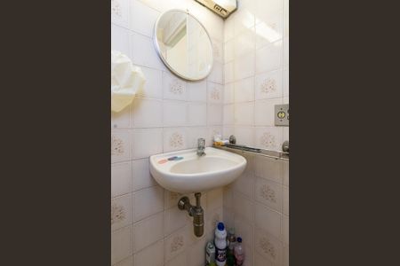 Apartamento à venda com 85m², 3 quartos e 2 vagas Apartamento à venda com 85m², 3 quartos e 2 vagasBanheiro Suíte