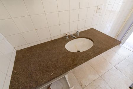 Apartamento à venda com 123m², 3 quartos e sem vagaBanheiro