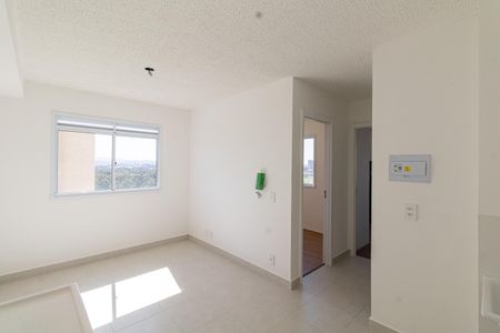 Sala/Cozinha de apartamento para alugar com 2 quartos, 42m² em Engenheiro Goulart, São Paulo