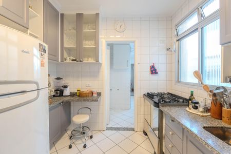 Apartamento para alugar com 94m², 2 quartos e 1 vagaCozinha