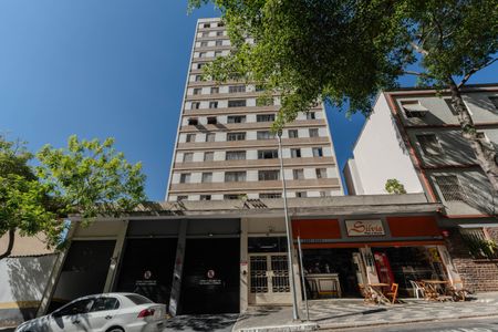 Apartamento para alugar com 94m², 2 quartos e 1 vagaFachada