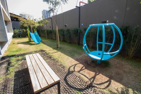 Apartamento à venda com 41m², 2 quartos e sem vagaÁrea comum - Playground