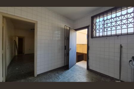Casa à venda com 306m², 4 quartos e 2 vagasCozinha