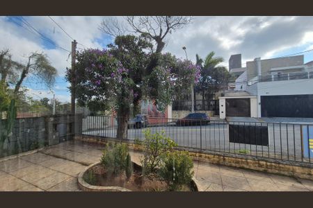 Vista da Sala de casa à venda com 4 quartos, 306m² em Vila Alpina, Santo André