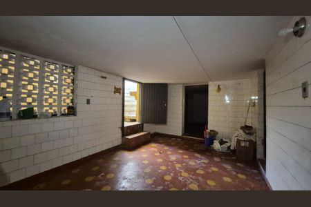 Casa à venda com 306m², 4 quartos e 2 vagasÁrea de Serviço