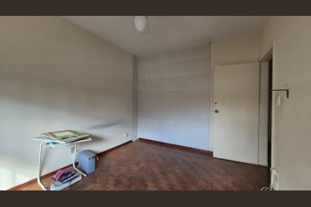 Casa à venda com 306m², 4 quartos e 2 vagasQuarto 3