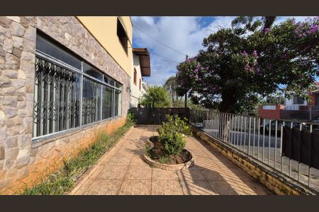 Casa à venda com 306m², 4 quartos e 2 vagasÁrea externa