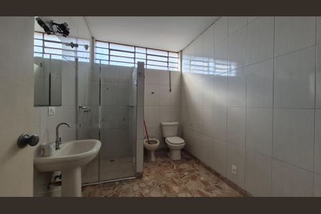 Casa à venda com 306m², 4 quartos e 2 vagasBanheiro Social