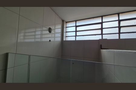 Casa à venda com 306m², 4 quartos e 2 vagasBanheiro Social