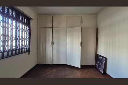 Casa à venda com 306m², 4 quartos e 2 vagasQuarto 4