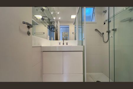 Apartamento para alugar com 87m², 3 quartos e 3 vagas Apartamento para alugar com 87m², 3 quartos e 3 vagasBanheiro da Suíte