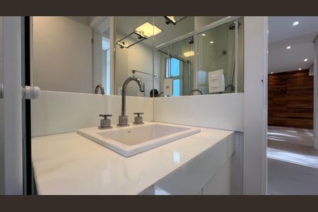 Apartamento para alugar com 87m², 3 quartos e 3 vagas Apartamento para alugar com 87m², 3 quartos e 3 vagasBanheiro