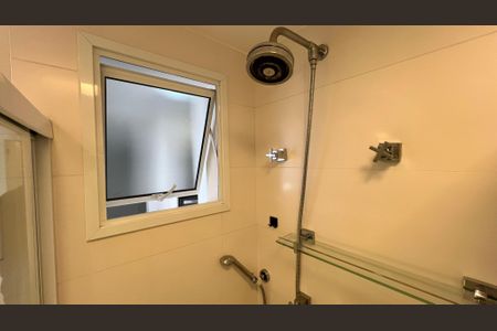 Apartamento para alugar com 87m², 3 quartos e 3 vagas Apartamento para alugar com 87m², 3 quartos e 3 vagasBanheiro da Suíte