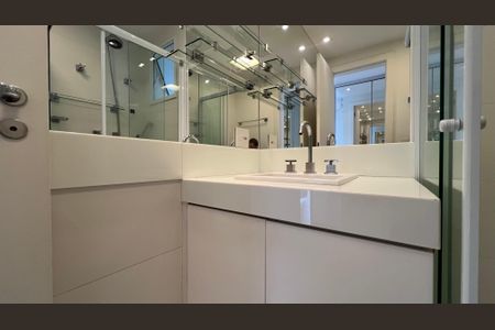 Apartamento para alugar com 87m², 3 quartos e 3 vagas Apartamento para alugar com 87m², 3 quartos e 3 vagasBanheiro da Suíte