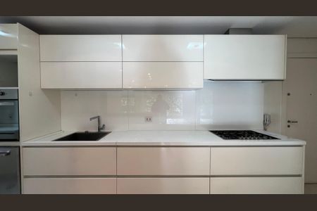 Apartamento para alugar com 87m², 3 quartos e 3 vagas Apartamento para alugar com 87m², 3 quartos e 3 vagasCozinha