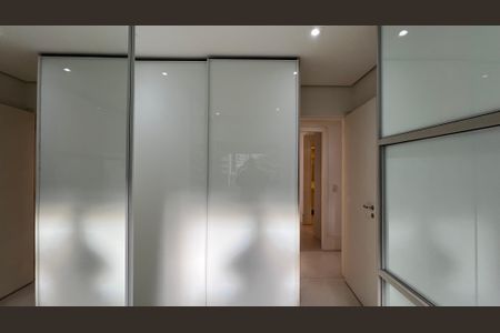 Apartamento para alugar com 87m², 3 quartos e 3 vagas Apartamento para alugar com 87m², 3 quartos e 3 vagasQuarto