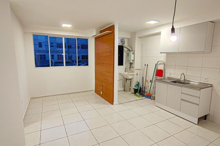 Sala/Cozinha de apartamento à venda com 2 quartos, 43m² em Curicica, Rio de Janeiro