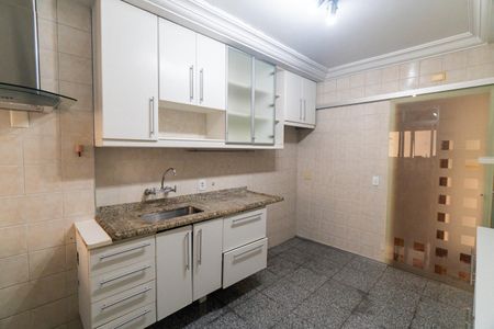 Apartamento à venda com 101m², 3 quartos e 2 vagasCozinha