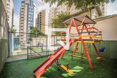 Apartamento à venda com 101m², 3 quartos e 2 vagasÁrea comum - Playground