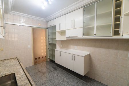 Apartamento à venda com 101m², 3 quartos e 2 vagasCozinha