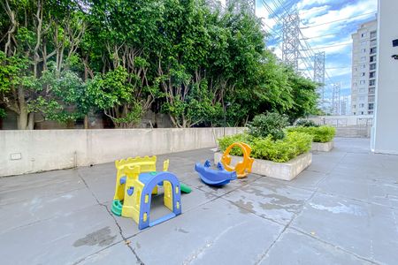 Apartamento à venda com 54m², 2 quartos e 1 vaga Apartamento à venda com 54m², 2 quartos e 1 vagaÁrea comum - Playground