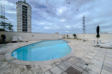 Apartamento à venda com 54m², 2 quartos e 1 vaga Apartamento à venda com 54m², 2 quartos e 1 vagaÁrea comum - Piscina