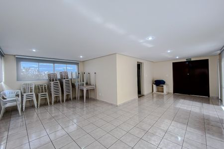 Apartamento à venda com 54m², 2 quartos e 1 vaga Apartamento à venda com 54m², 2 quartos e 1 vagaÁrea comum - Salão de festas