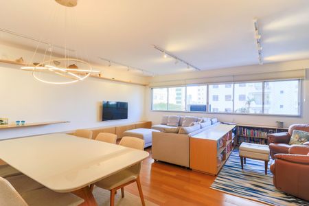 Apartamento à venda com 130m², 3 quartos e 1 vagaSala