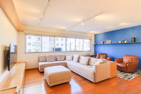 Apartamento à venda com 130m², 3 quartos e 1 vagaSala