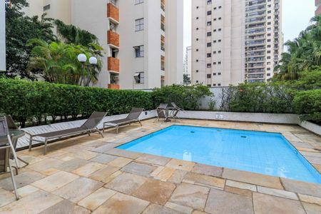 Apartamento à venda com 130m², 3 quartos e 1 vagaÁrea comum - Piscina